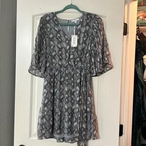 Women’s dress